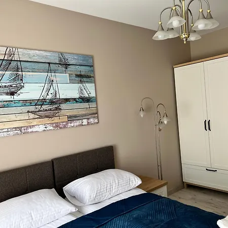 Bari * Świnoujście (Swinemünde)